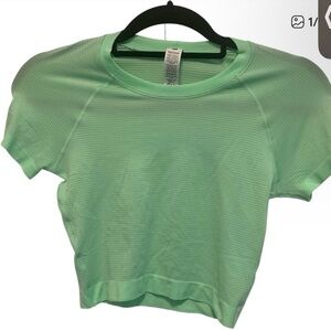 NWT Lululemon Swiftly Tech Cropped Short Sleeve Size 4